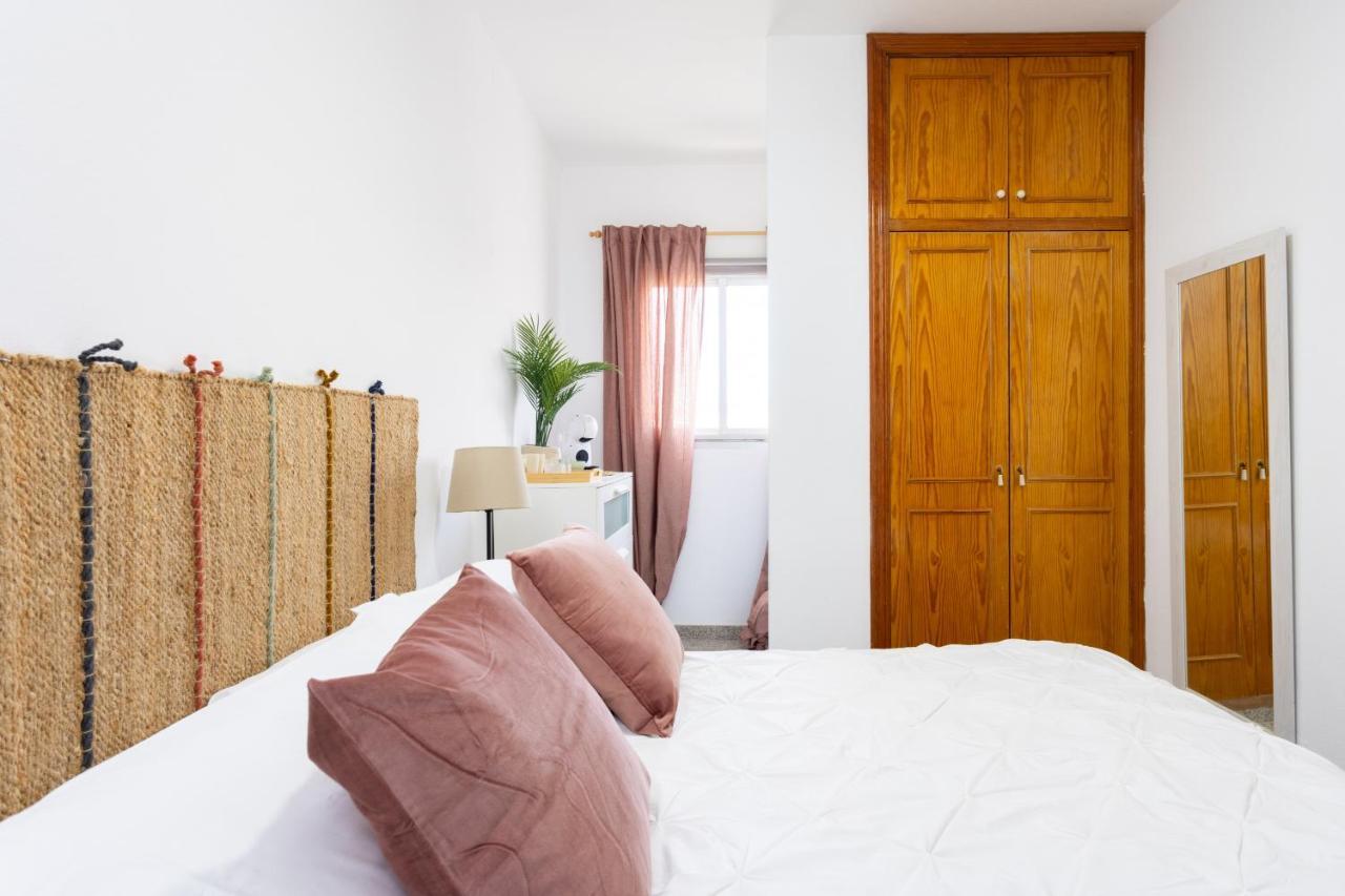 Eden Rentals 103 Surfy Stylish Bed&Coffee Room 그라나딜라데아보나 외부 사진