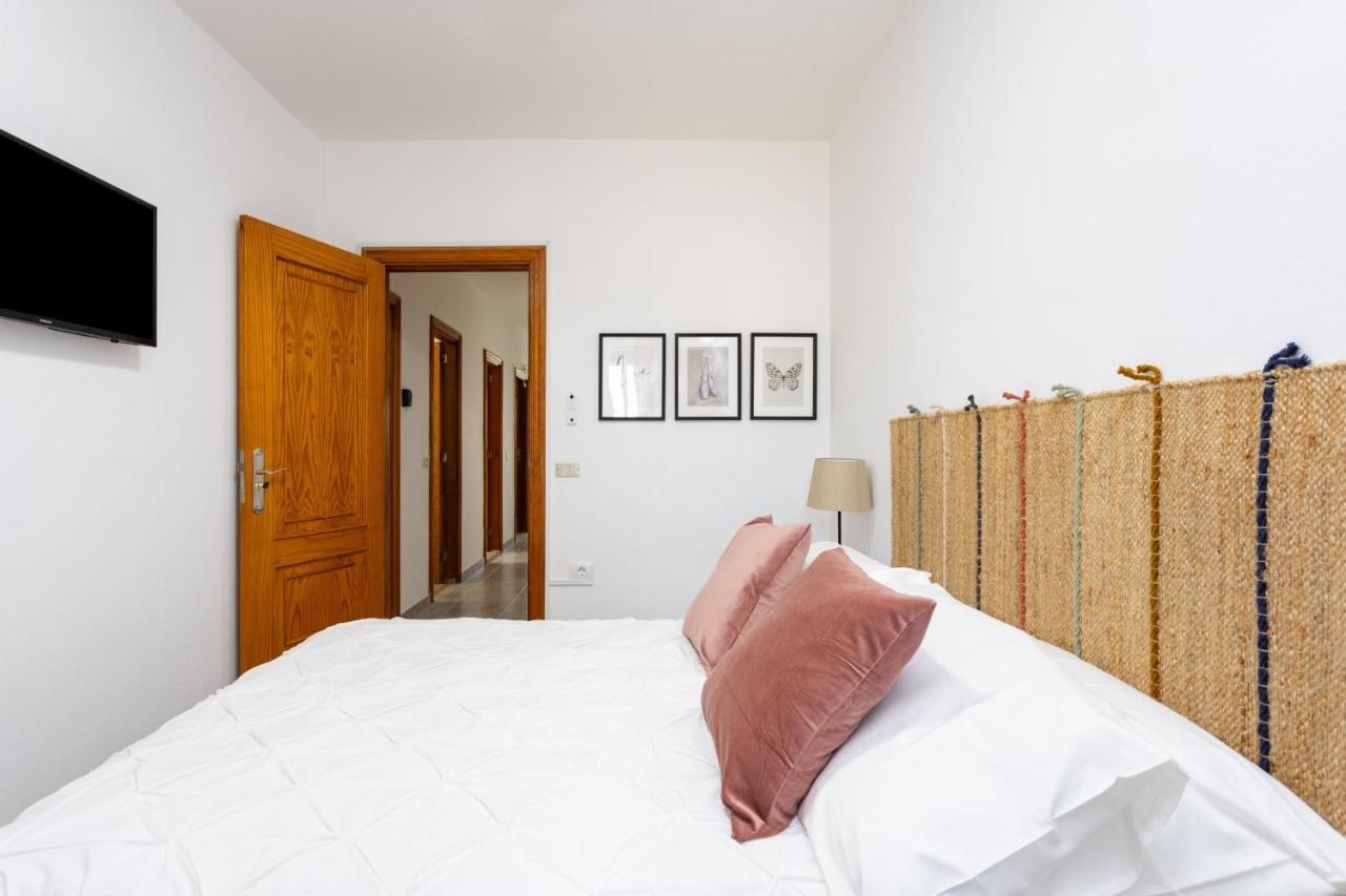 Eden Rentals 103 Surfy Stylish Bed&Coffee Room 그라나딜라데아보나 외부 사진