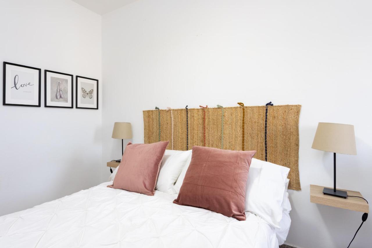 Eden Rentals 103 Surfy Stylish Bed&Coffee Room 그라나딜라데아보나 외부 사진